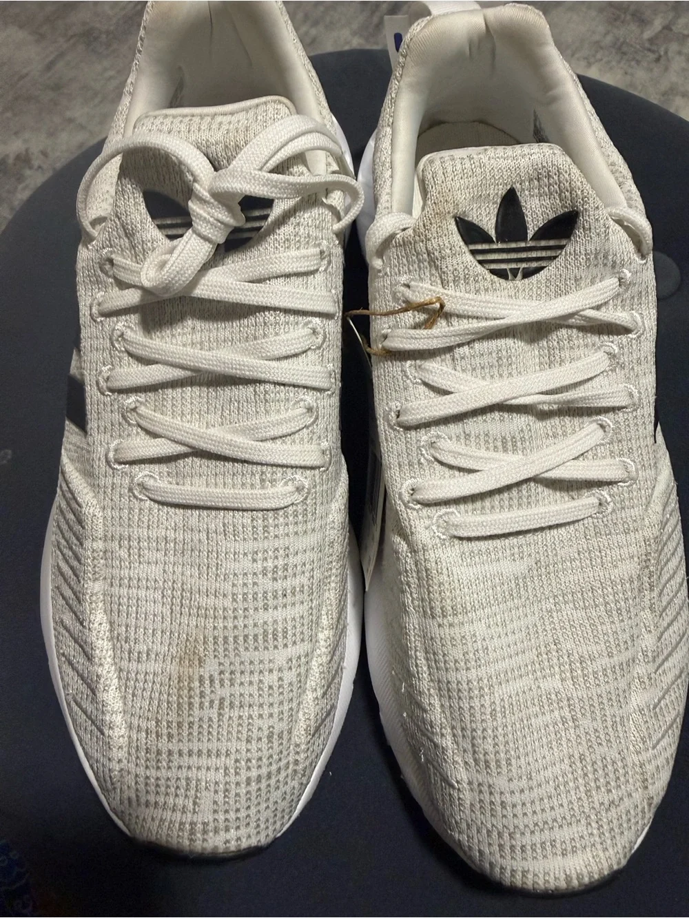 adidas unisex White Knit Casual Sneakers